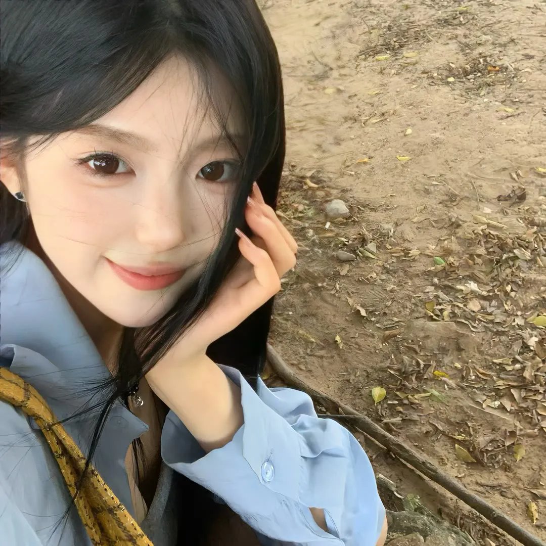 艳谍玛泰哈莉
